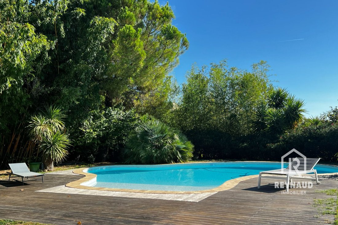 Villa à Centre Ville, Clermont-l'Hérault, France 2 - 16289969