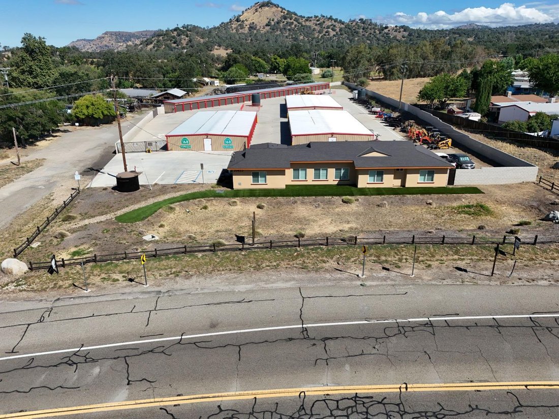 House in Auberry, California, United States 2 - 17999010