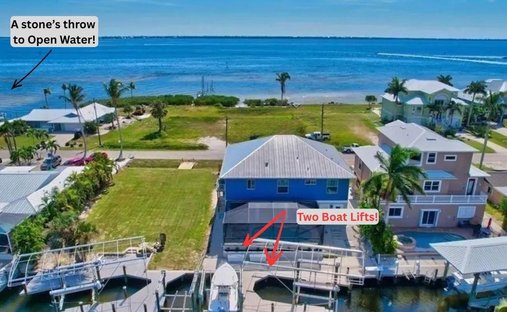 House in Saint James City, Florida, United States 1