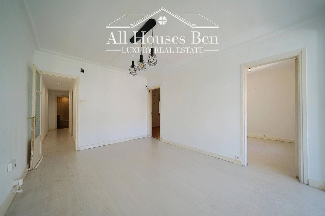 Apartment in Sarrià-Sant Gervasi, Barcelona, Spain 5 - 18300721