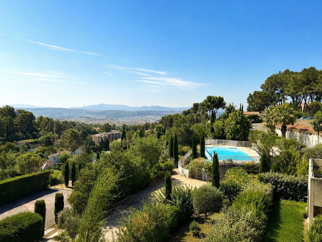 Appartement à Mazenod-Bellevue-Saint Donat-Banon, Aix-en-Provence, France 2 - 17745141