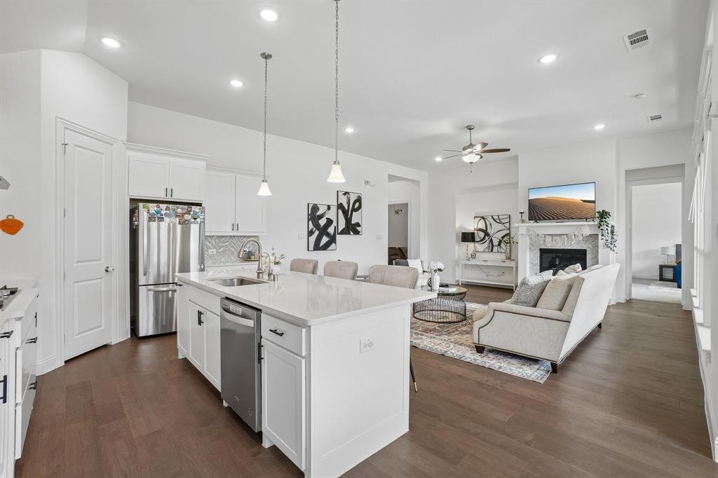 House in Lantana, Texas, United States 5 - 18301972