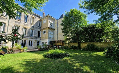 Apartment in Le Lac-Bacalan, Bordeaux, France 1