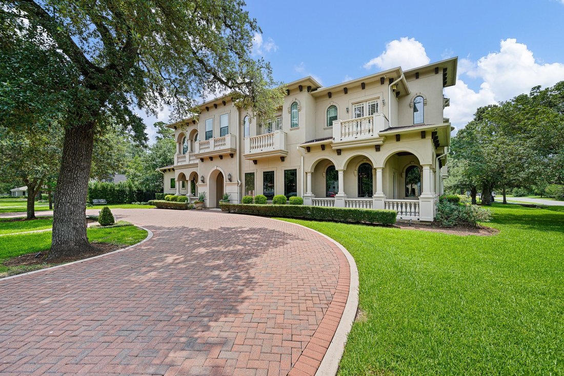 House in Houston, Texas, United States 2 - 18302098