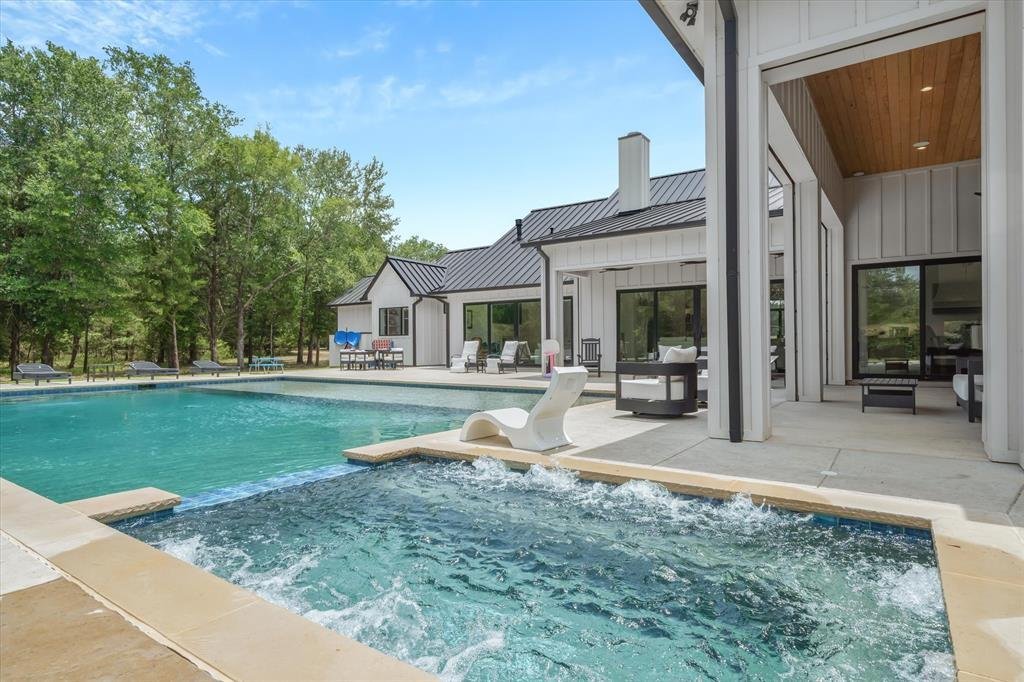 House in Canton, Texas, United States 5 - 18302003