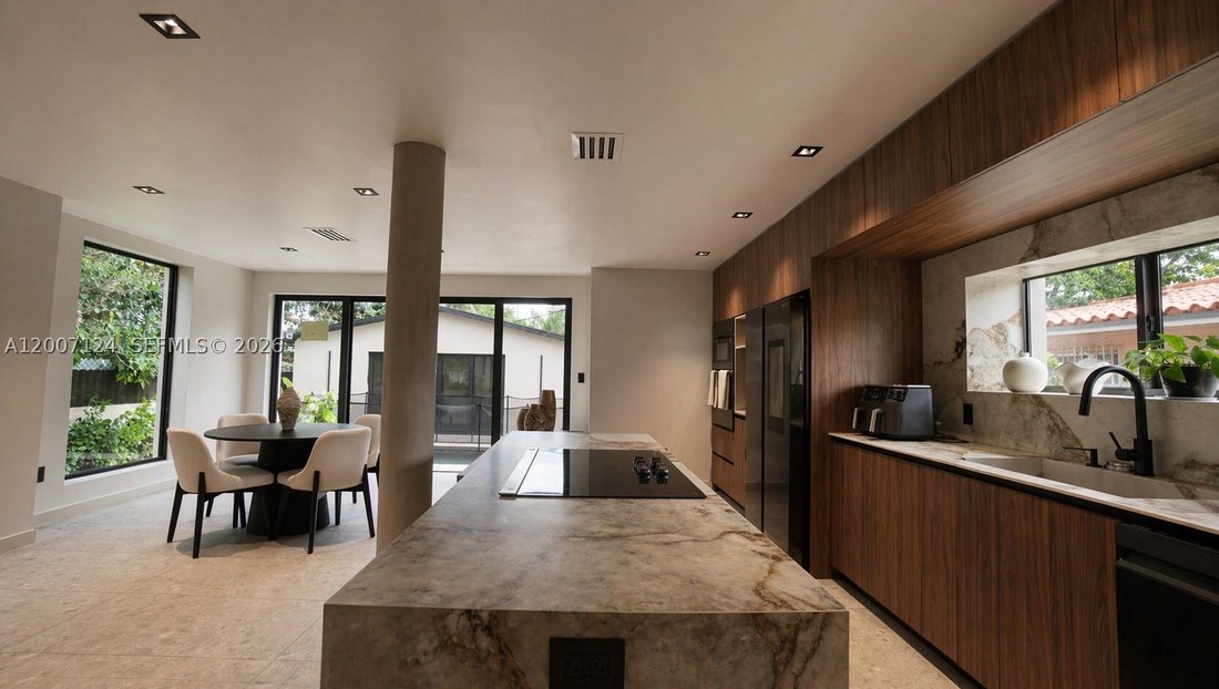 House in Miami, Florida, United States 4 - 17754806
