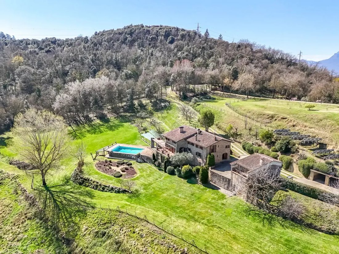 Finca in Olot, Catalonia, Spain 3 - 18300396