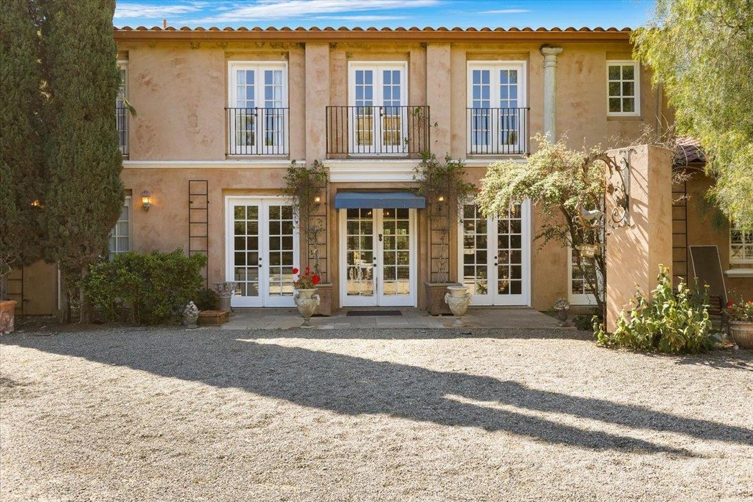 House in Hollister, California, United States 3 - 18301740