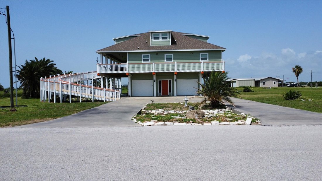 House in Bolivar Peninsula, Texas, United States 5 - 18302110