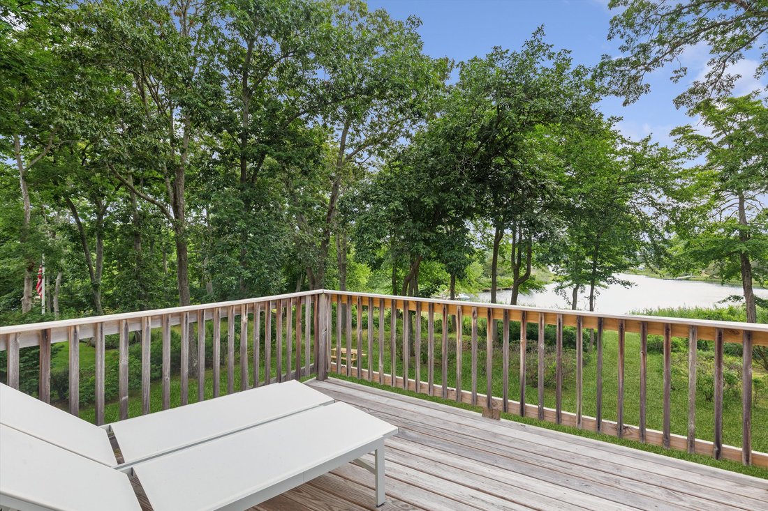 East Hampton, New York, United States 1 - 18298505