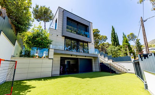 House in Castelldefels, Catalonia, Spain 1