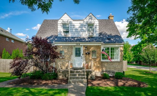 House in Elmhurst, Illinois, United States 1