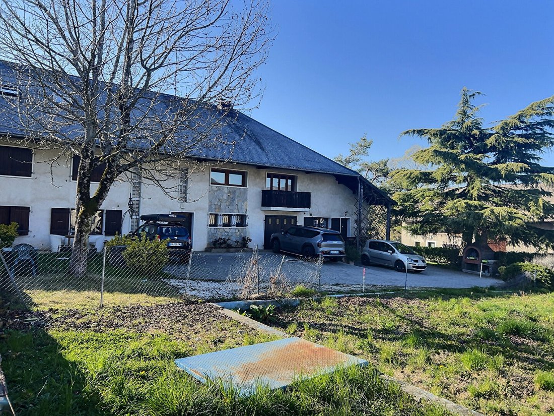Villa in Rumilly, Auvergne-Rhône-Alpes, France 4 - 18302906