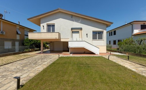 Villa en Titignano-Visignano, Cascina, Toscana 1