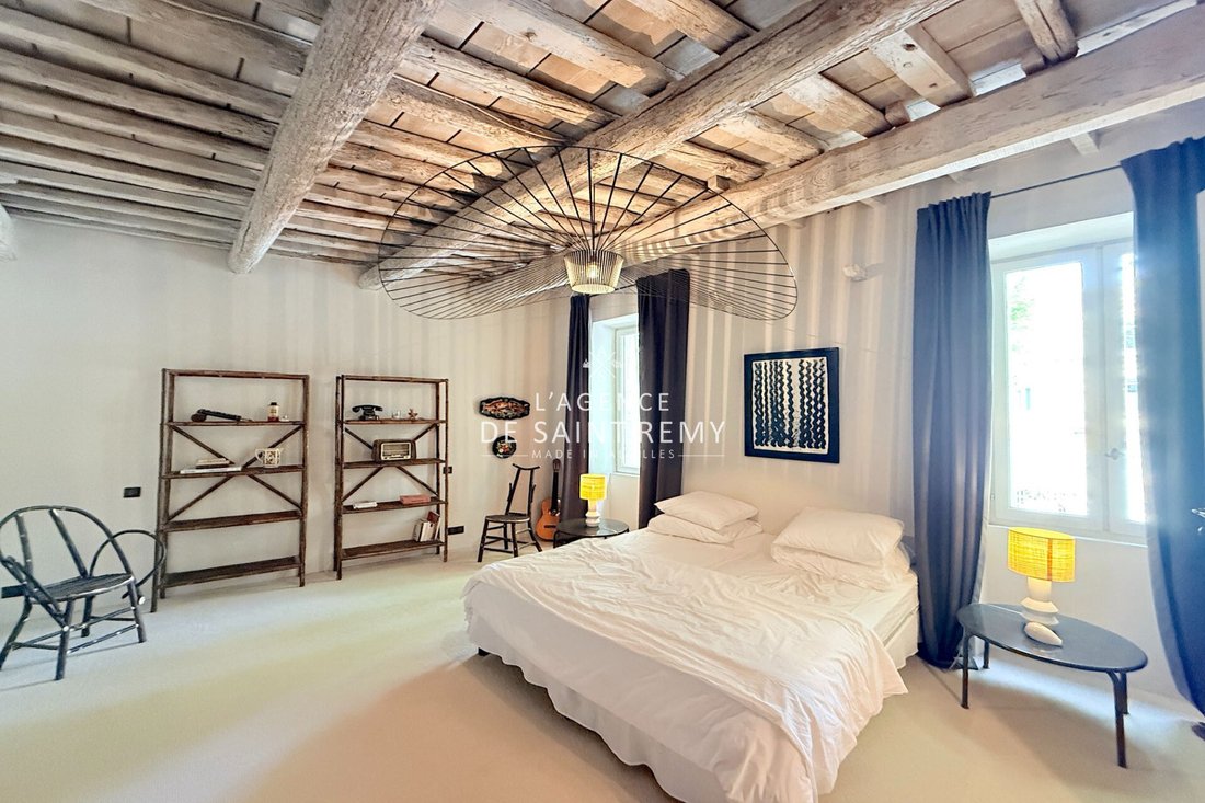 Villa in Saint-Rémy-de-Provence, Provence-Alpes-Côte d'Azur, France 4 - 18298418