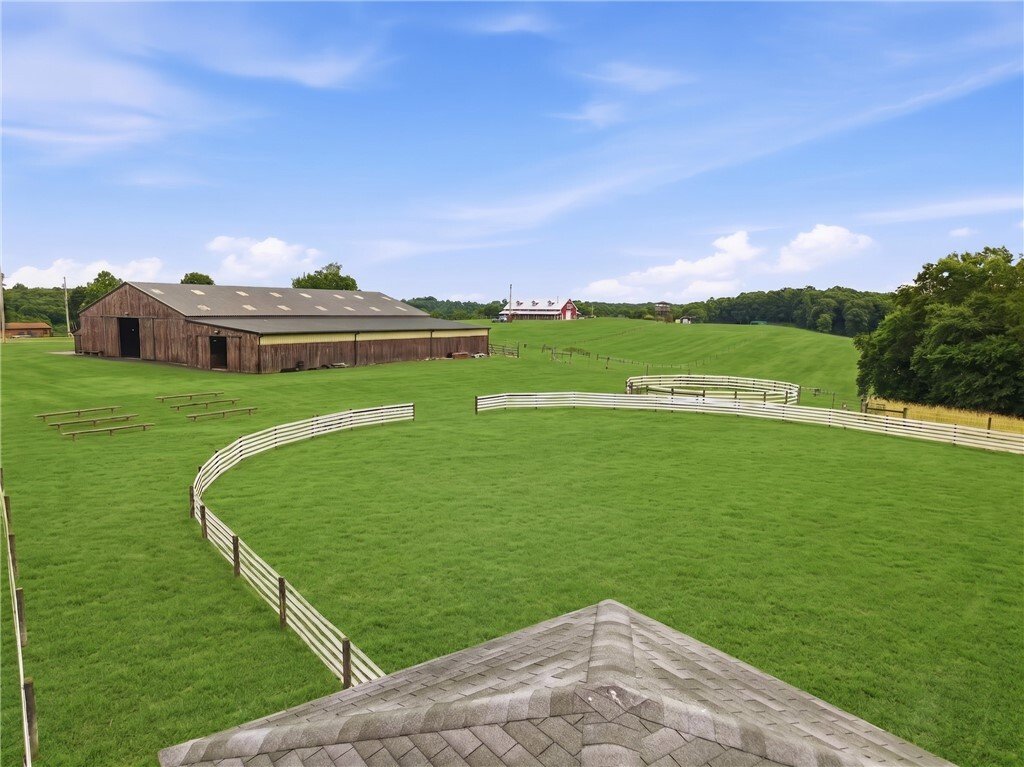 Farm Ranch in Aliquippa, Pennsylvania, United States 1 - 18300291