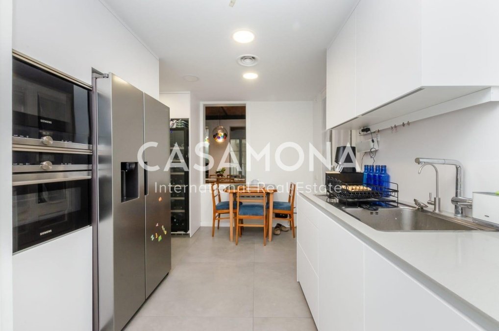 Apartment in Ciutat Vella, Barcelona, Spain 3 - 18301057
