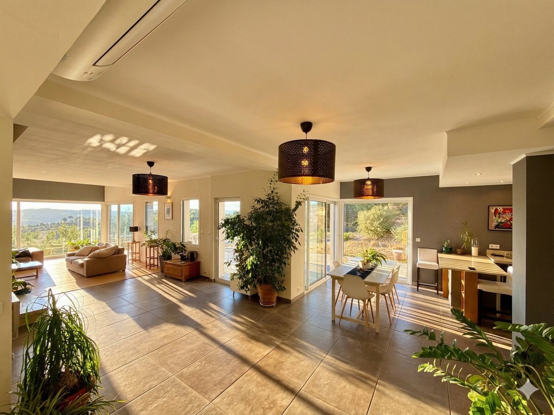 House in Carros, Provence-Alpes-Côte d'Azur, France 3 - 18302204