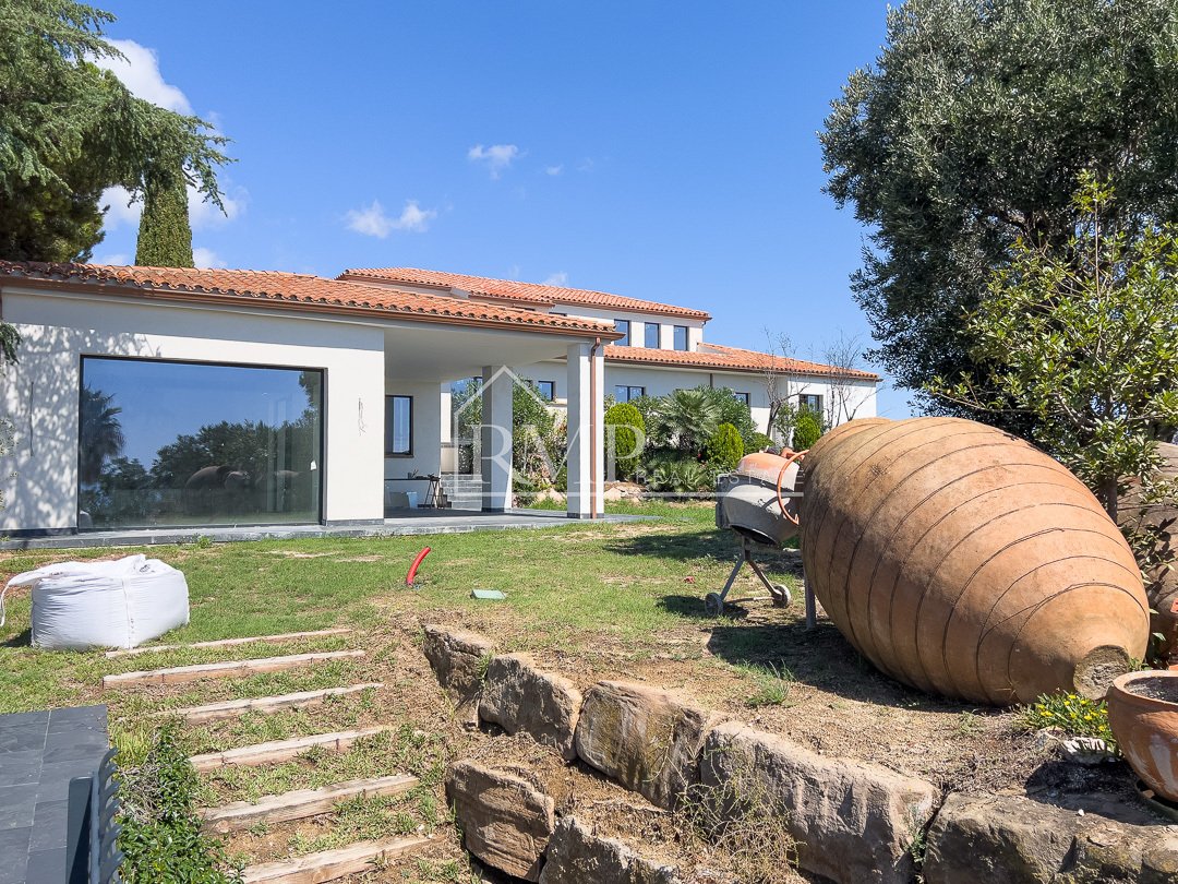 House in Sant Vicenc de Montalt, Catalonia, Spain 4 - 18300935
