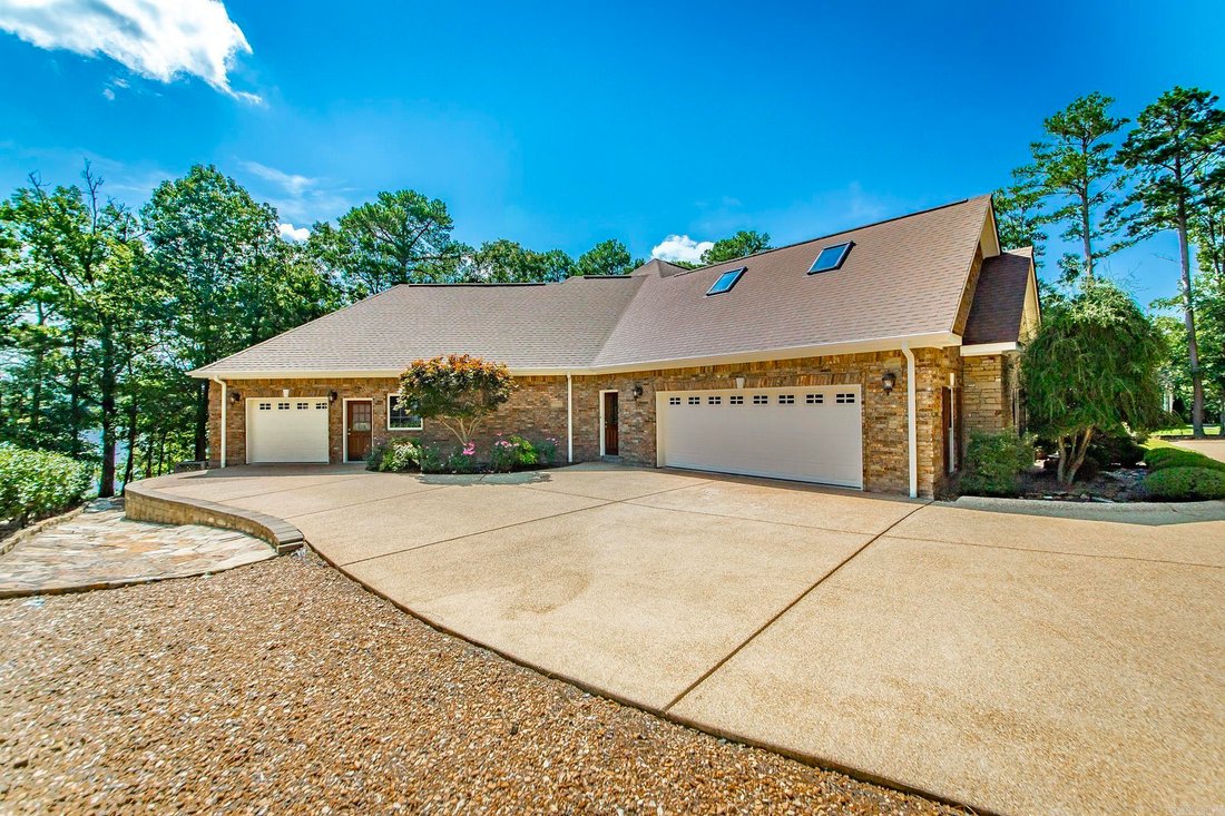 House in Fairfield Bay, Arkansas, United States 2 - 18301191
