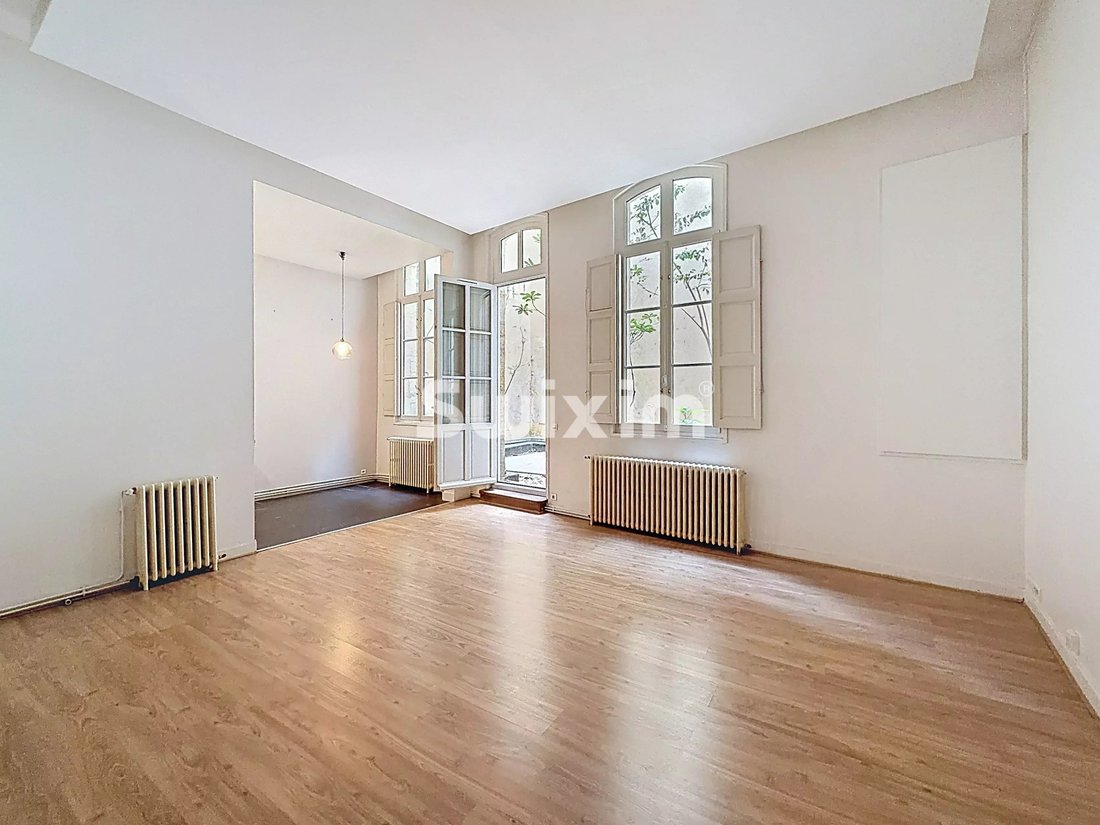 Apartment in Hôtel de Ville-Quinconce-Saint Seurin-Fondaudège, Bordeaux, France 2 - 18302113