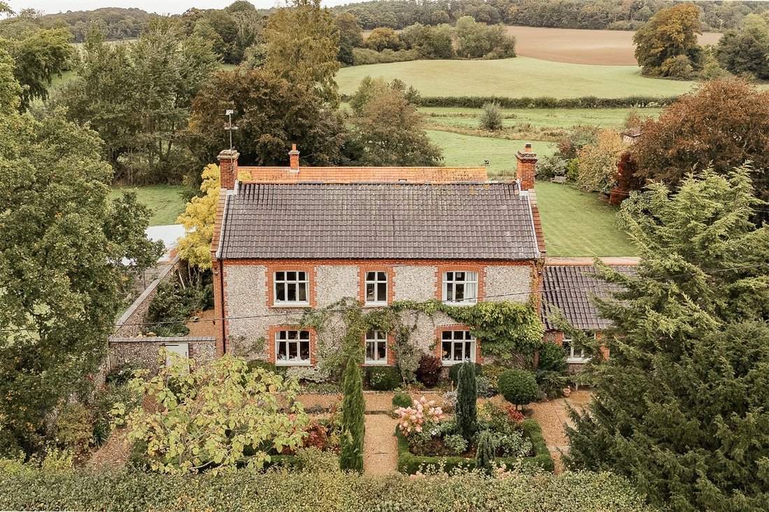 House in Norfolk, England 1 - 18298624