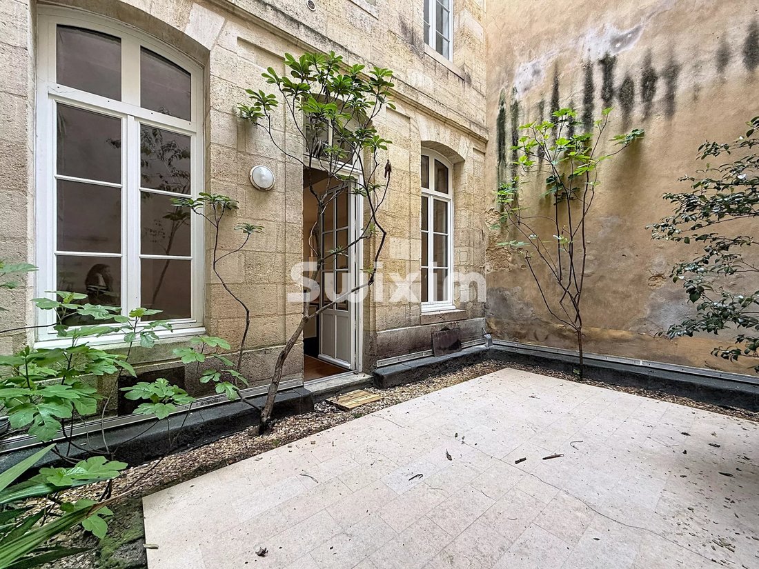 Apartment in Hôtel de Ville-Quinconce-Saint Seurin-Fondaudège, Bordeaux, France 1 - 18302113