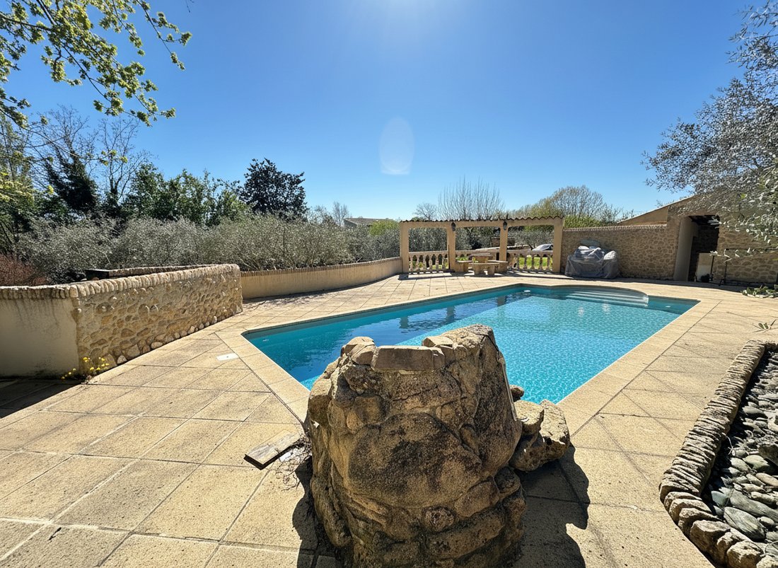 Villa in Lauris, Provence-Alpes-Côte d'Azur, France 4 - 18302940