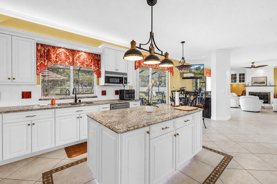 House in Tampa, Florida, United States 5 - 18297971
