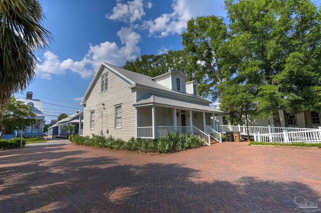 House in Pensacola, Florida, United States 1 - 18300573