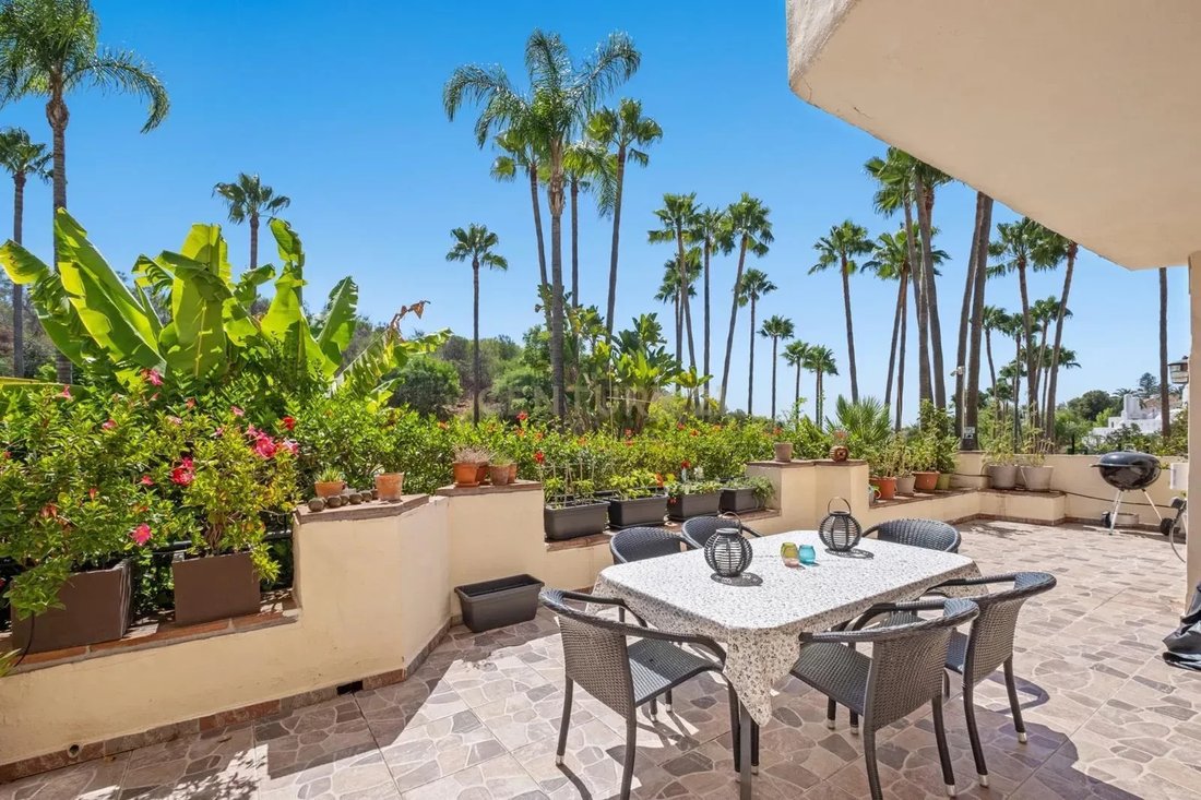Apartment in Marbella, Andalusia, Spain 2 - 15979524