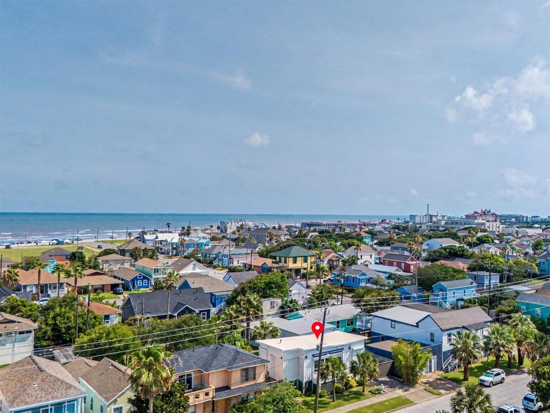 House in Galveston, Texas, United States 4 - 18302088