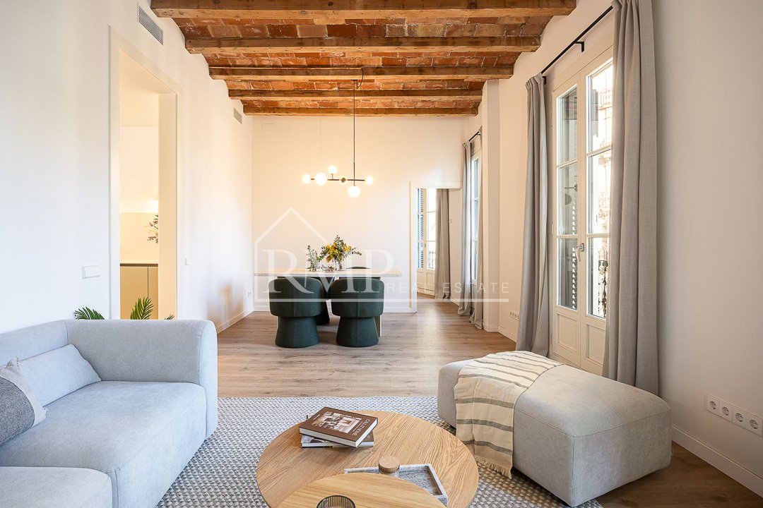 Apartment in Eixample, Barcelona, Spain 4 - 18302339