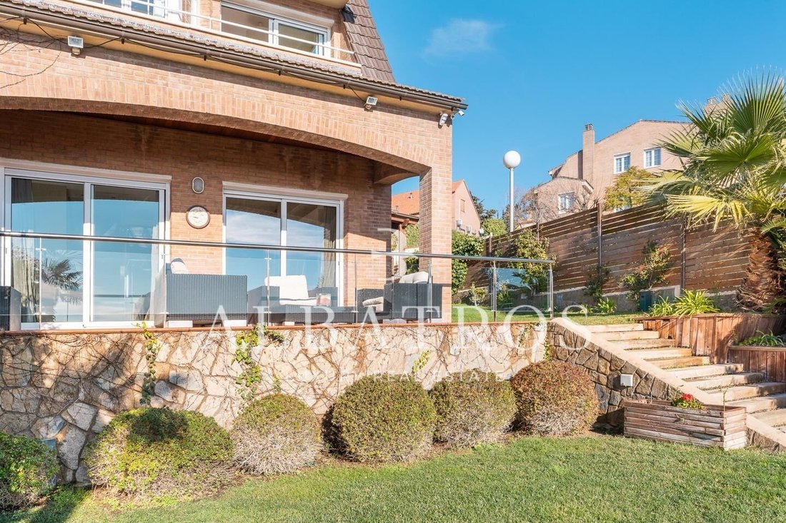 Maison à Esplugues de Llobregat, Catalogne, Espagne 5 - 18300757