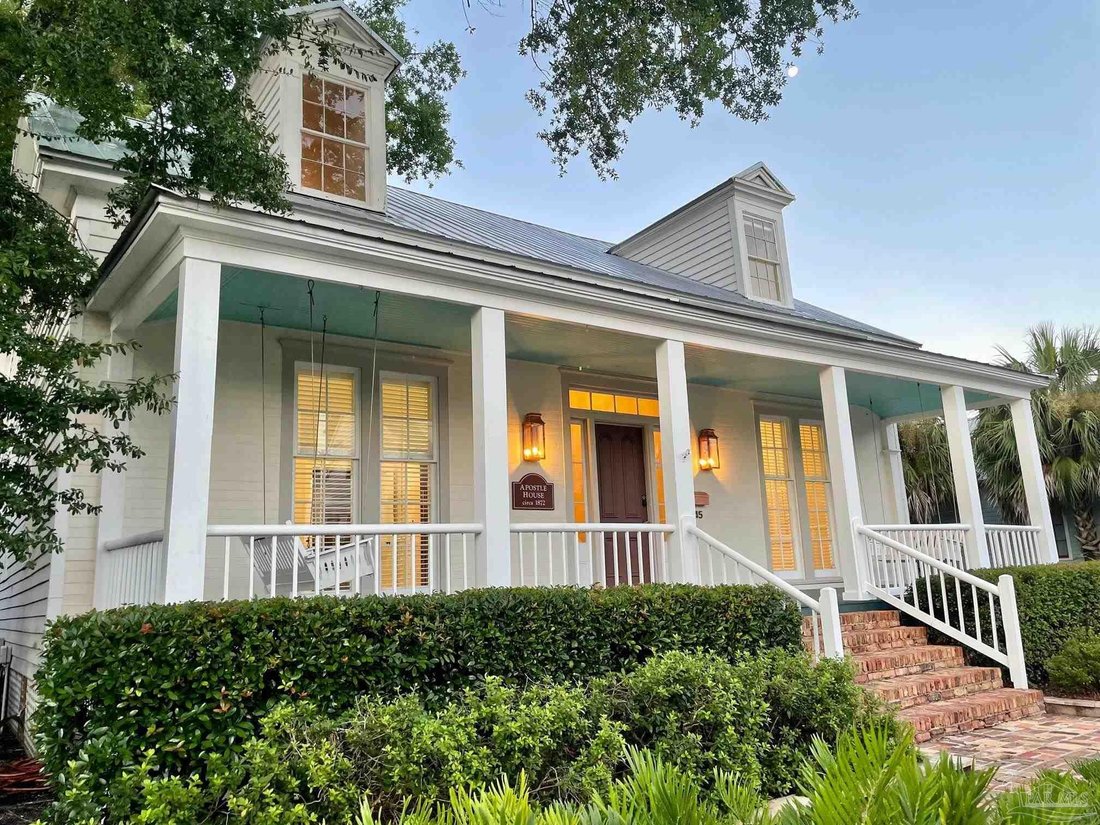 House in Pensacola, Florida, United States 2 - 18300573