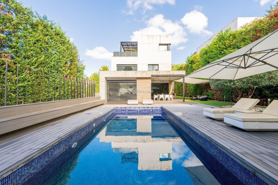 House in Sant Cugat del Valles, Catalonia, Spain 3 - 18299957