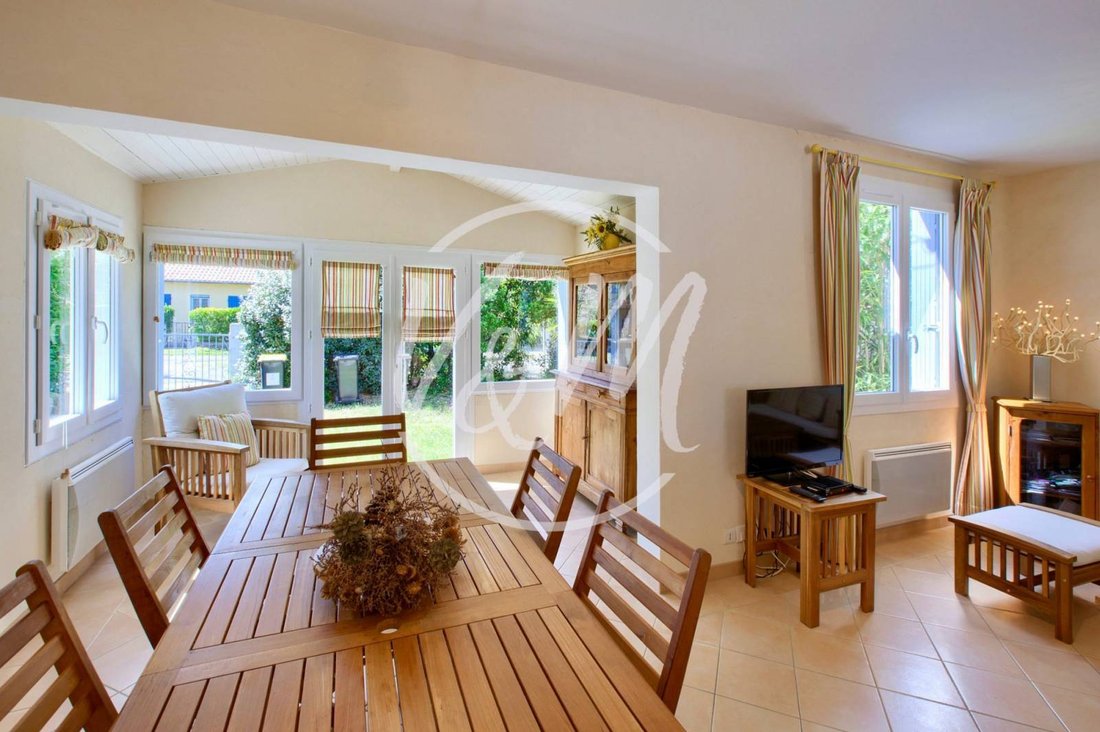 Villa in Sud Est, Andernos-les-Bains, France 5 - 18298371