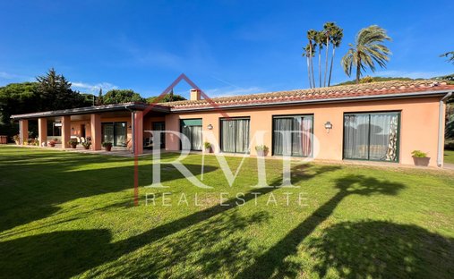House in Sant Vicenc de Montalt, Catalonia, Spain 1