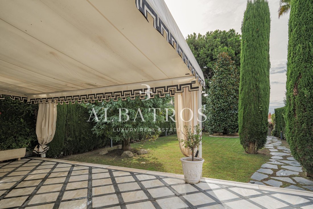 Townhouse in Les Corts, Barcelona, Spain 5 - 18299944