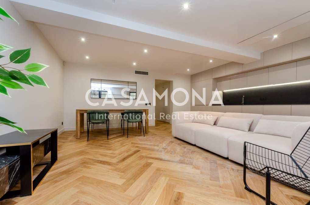 Apartment in Ciutat Vella, Barcelona, Spain 2 - 18301012