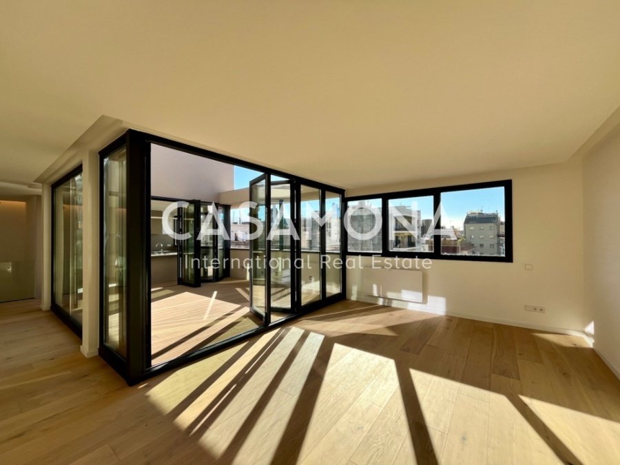 Apartment in Eixample, Barcelona, Spain 2 - 18299912
