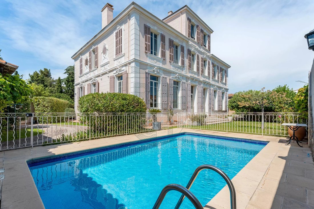 Estate in Saint Barnabé, Marseille, Provence-Alpes-Côte d'Azur 1 - 13628299