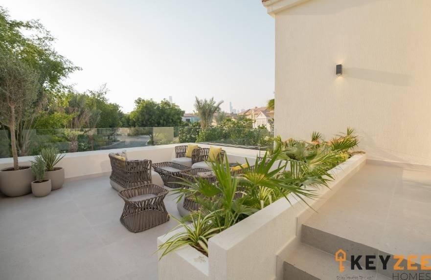 Villa in Jumeirah Islands / Juzur Jumeirah, Dubai, United Arab Emirates 1 - 18298236