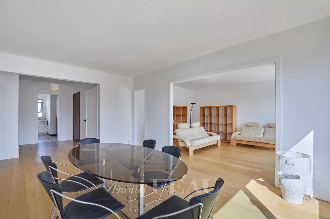 Apartment in Pereire-Malesherbes, Paris 17e Arrondissement, Paris 4 - 18298470