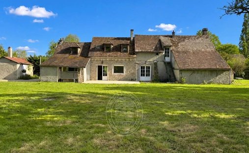 House in La Hauteville, Ile-de-France, France 1