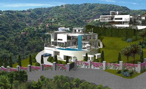 Land in El Madroñal, Benahavis, Spain 1