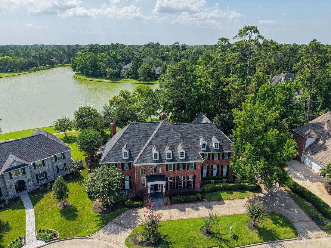 House in Houston, Texas, United States 3 - 18302042