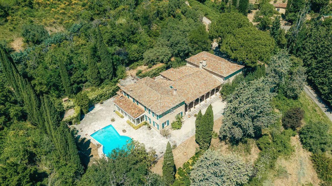 Country House in Seillans, Provence-Alpes-Côte d'Azur, France 3 - 18130247