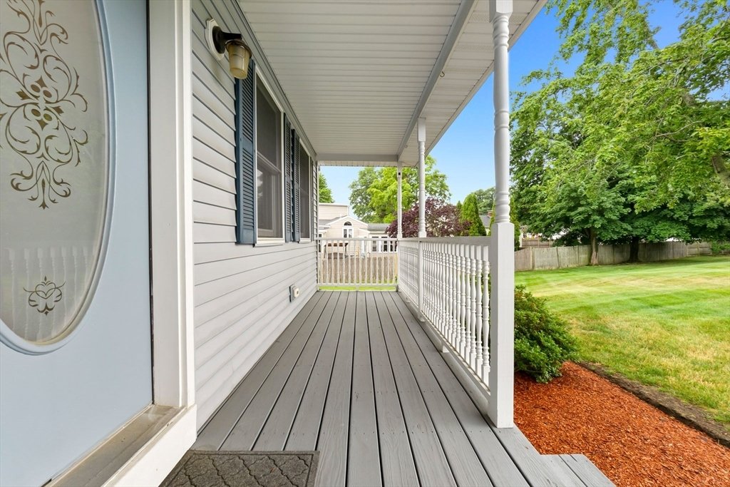 House in Peabody, Massachusetts, United States 5 - 18298158