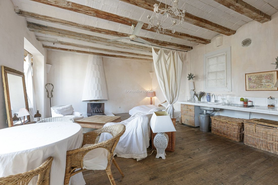 Apartment in Ciutat Vella, Barcelona, Spain 2 - 18300613